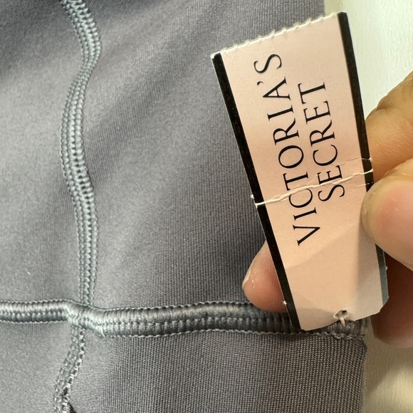 Victoria's Secret Studio 7/8 Leggings Grey - Picture 12 of 14